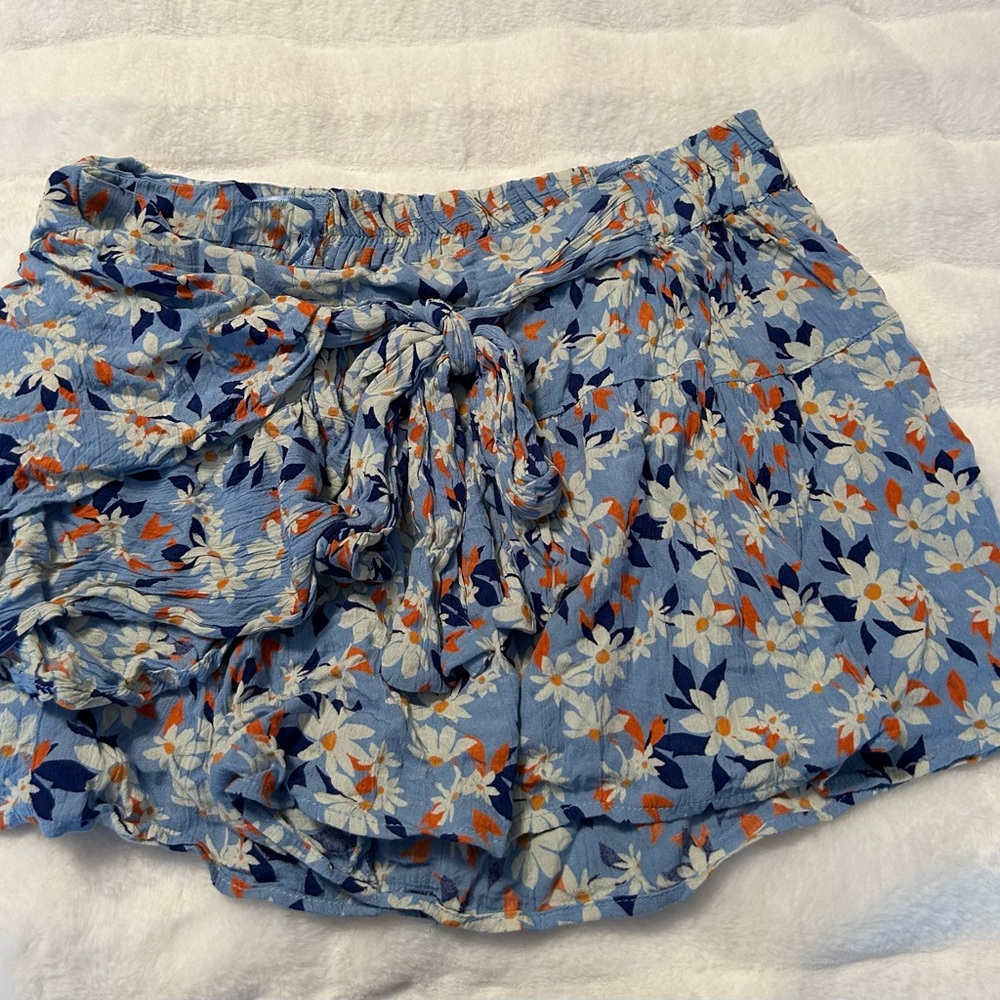 Juniors dress skort. Like new!